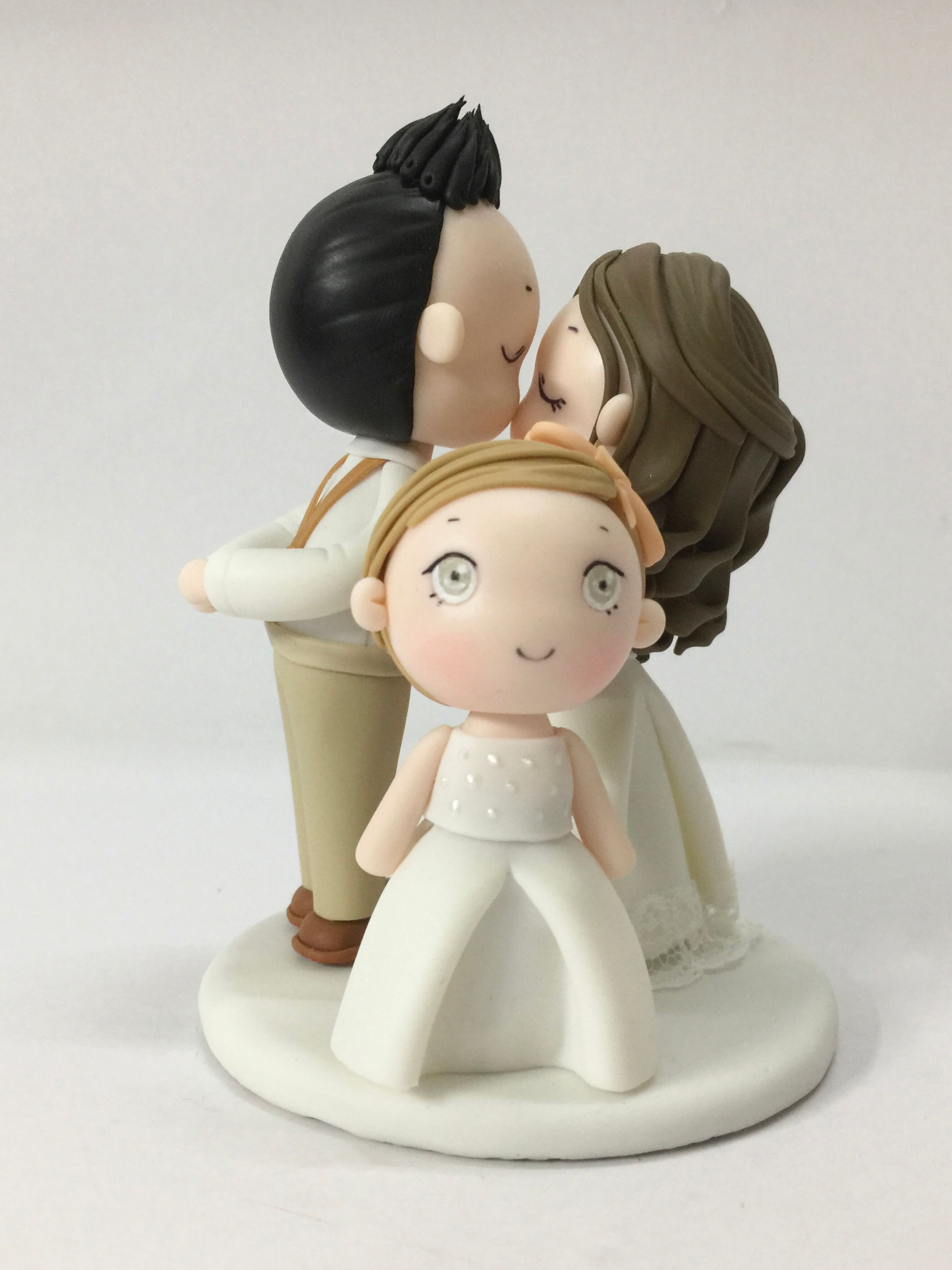 Picture of Family Wedding Cake Topper with Daughter, Parents Anniversary Gifts